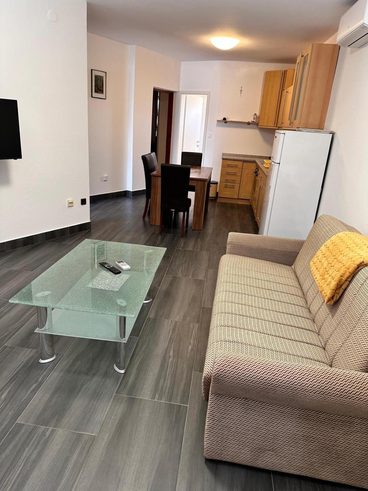 Apartman Nikola Salatić Exterior foto